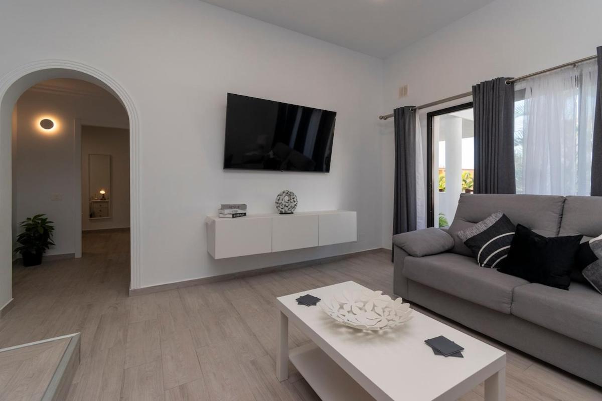 Cristian Sur Luxury 2 Bedroom Apartment Los Cristianos (Tenerife) Exterior photo